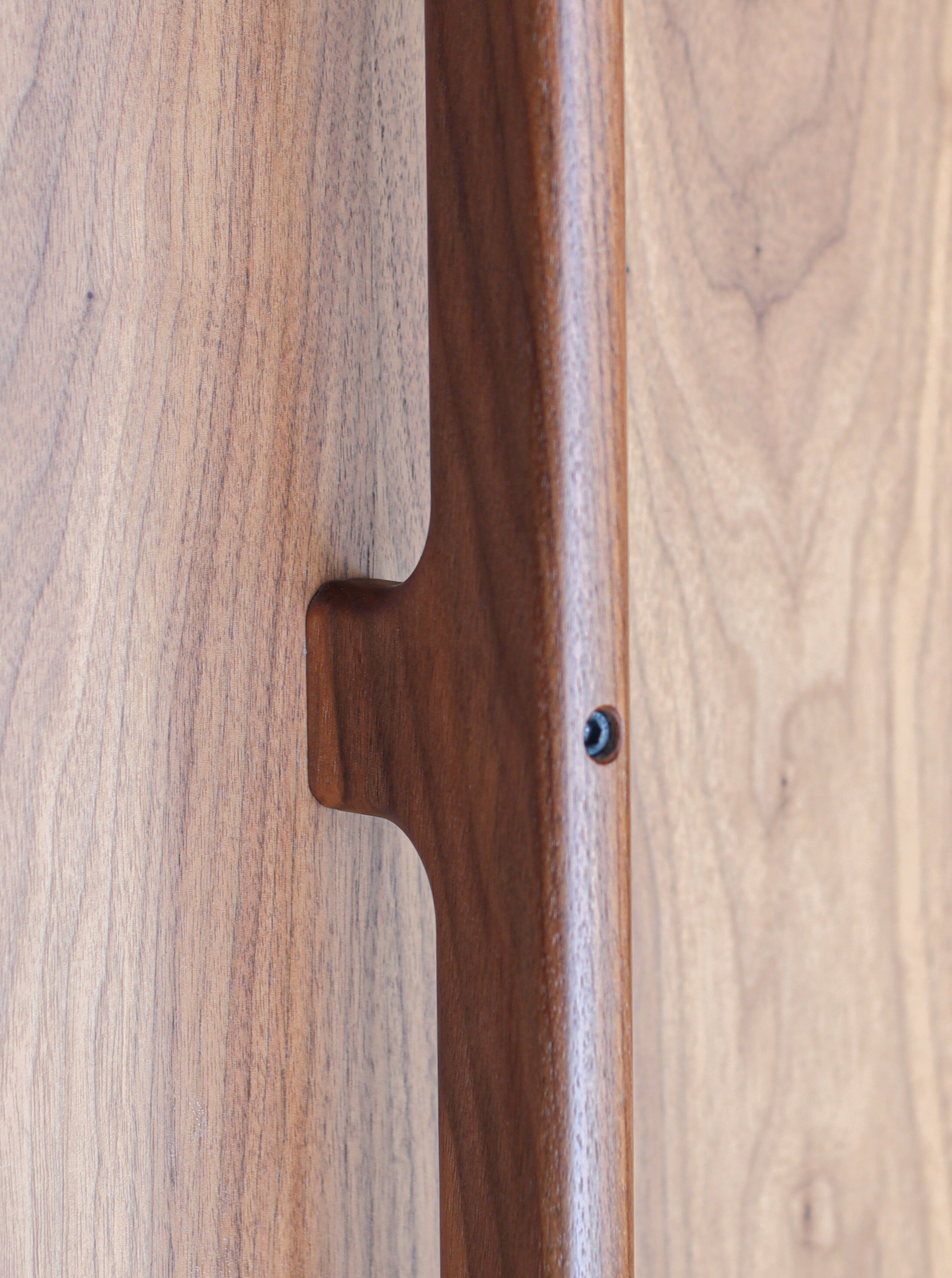 Conca: tiradores de madera para puertas correderas / Conca: wooden handles  for sliding doors - Viefe handles